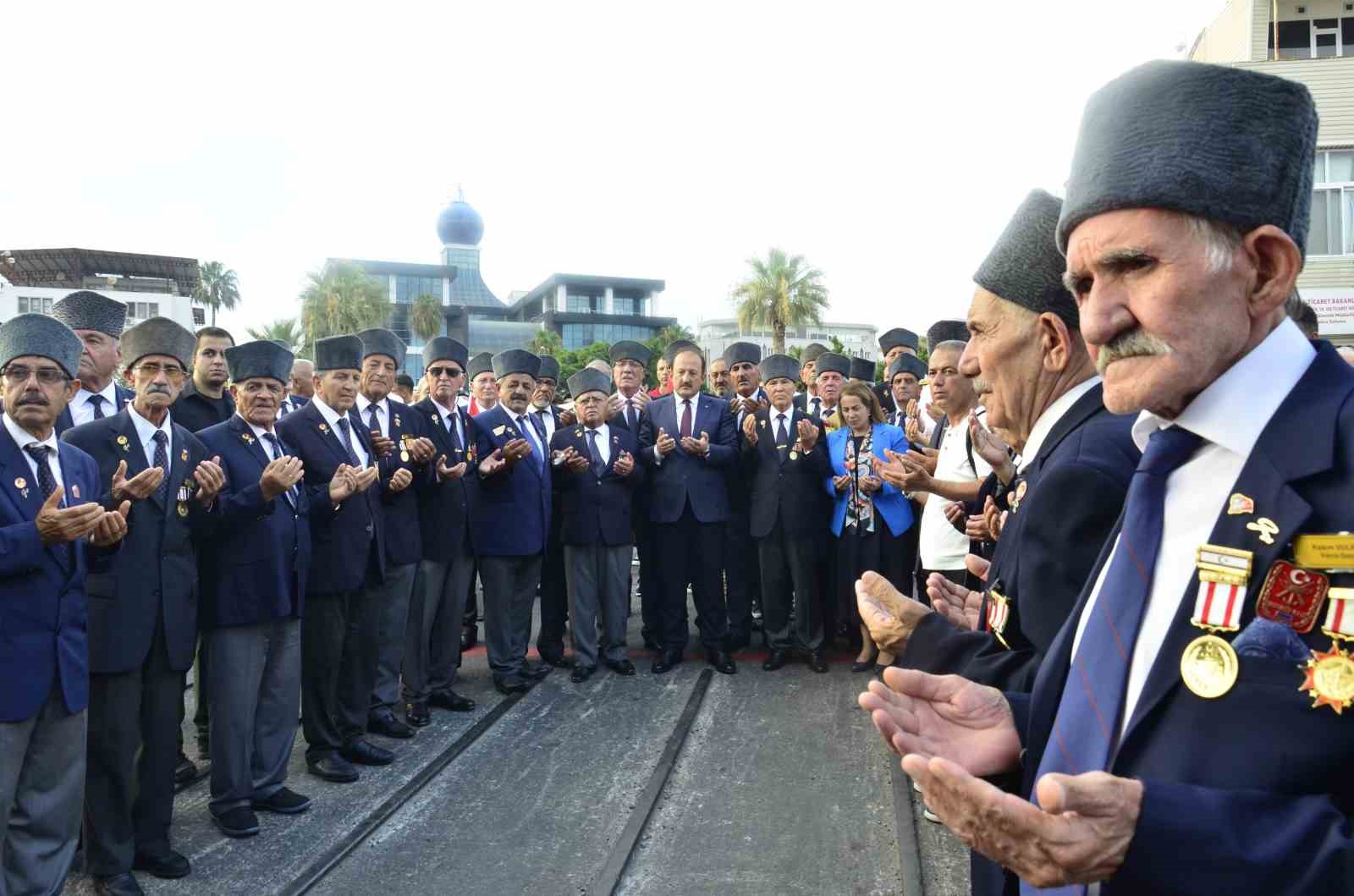 Kıbrıs gazileri KKTC’ye uğurlandı
