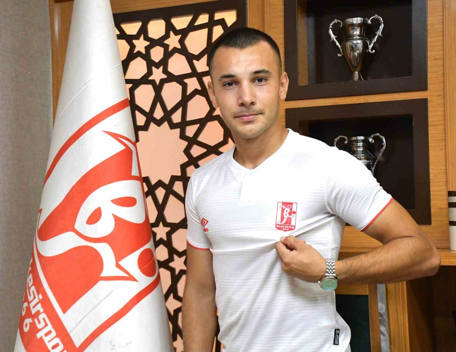 Celal Emir Dede ve Ali Karakaya Balıkesirspor’da
