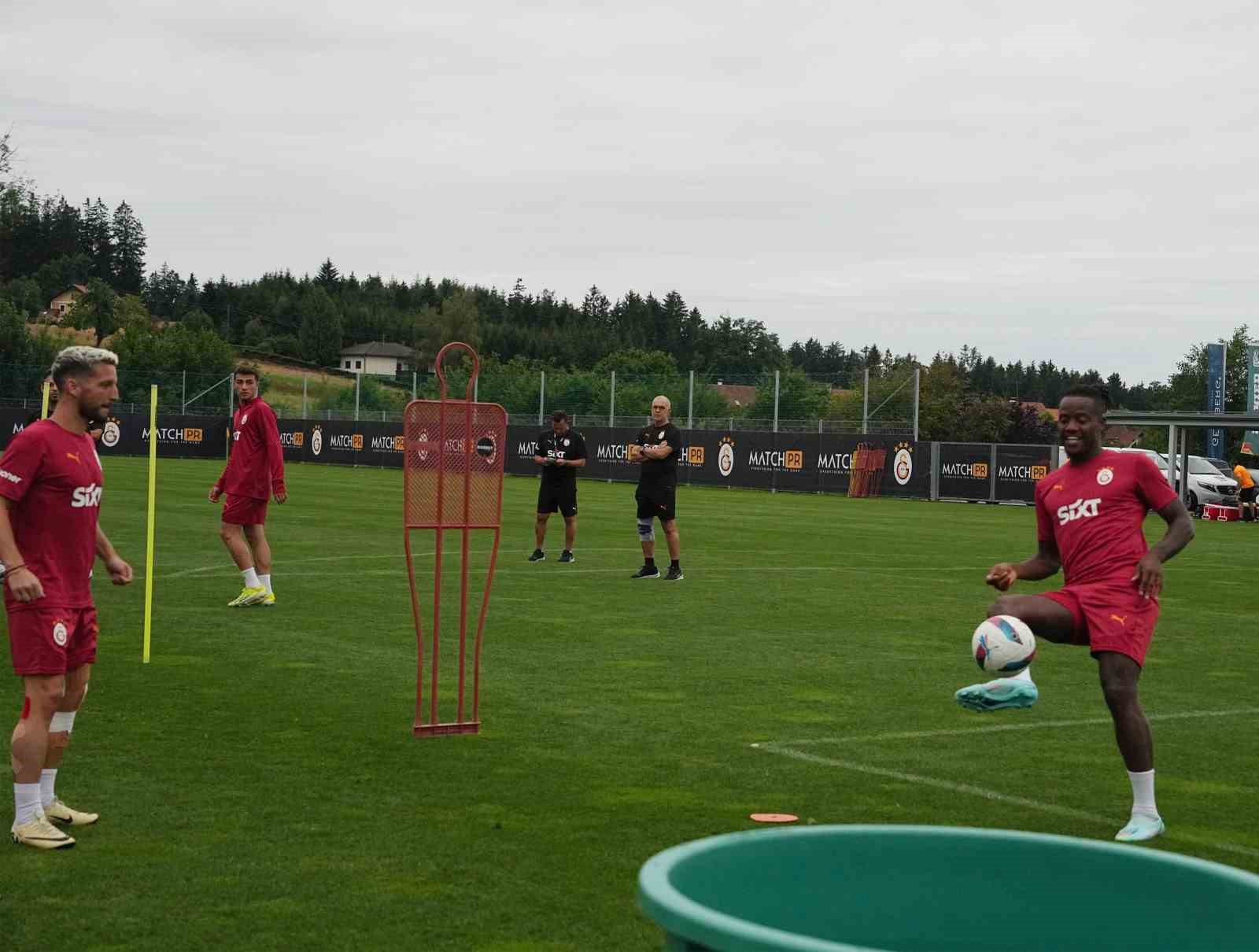 Galatasaray, yeni sezon hazırlıklarını sürdürdü
