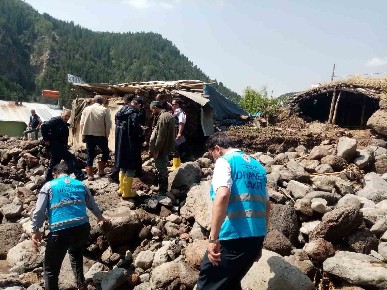 Erzurum Müftülüğünden afet bölgesine 