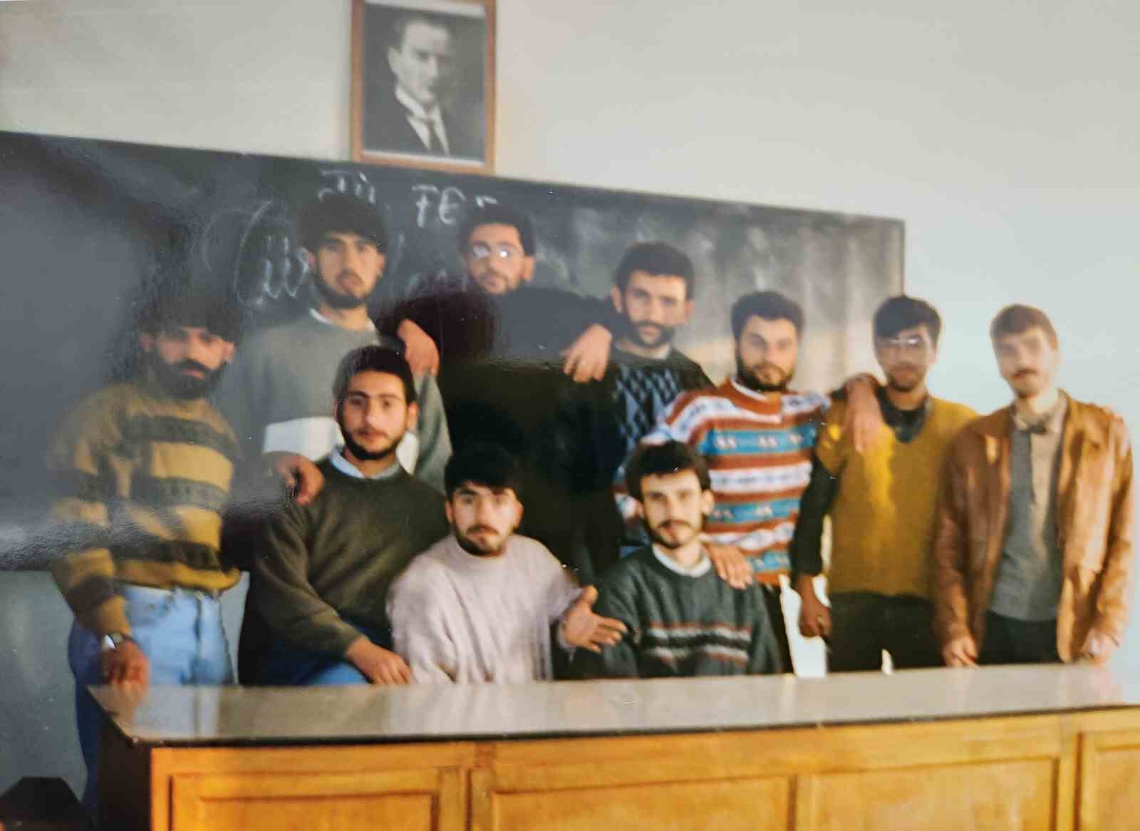 30 Yıl Sonra Atatürk Üniversitesi’nde bir araya geldiler
