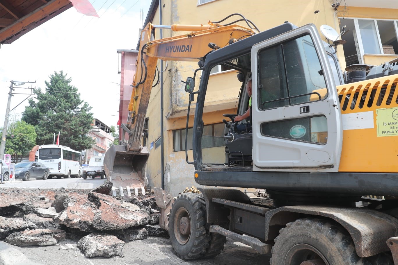 Tavşantepe’de konforlu ulaşım için çalışmalara başladı
