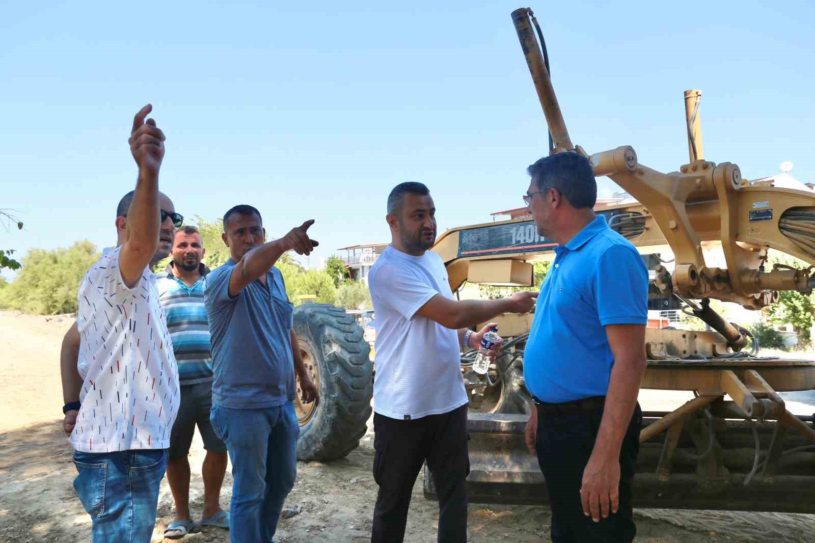 Burhaniye’de yürüyüş ve bisiklet yolu çalışmaları başladı
