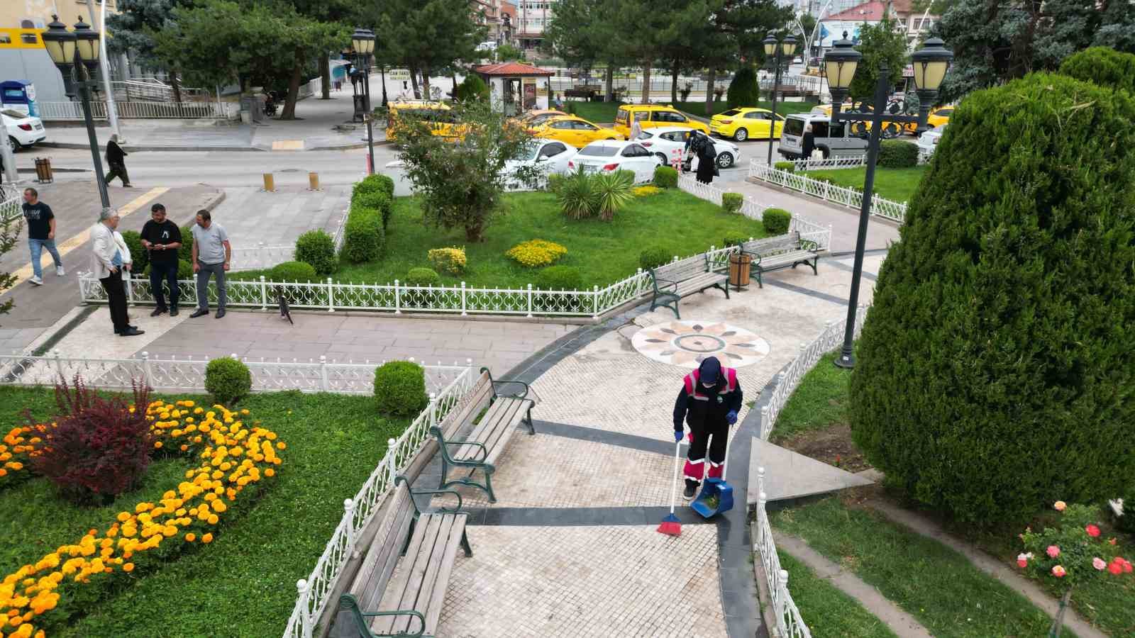 Tokat’ın temizliği kadınlara emanet
