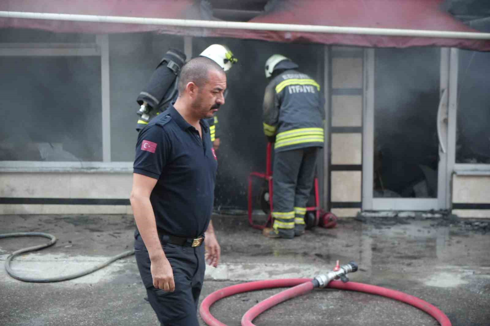 Edirne’de bakım ve onarım servisi alevlere teslim oldu
