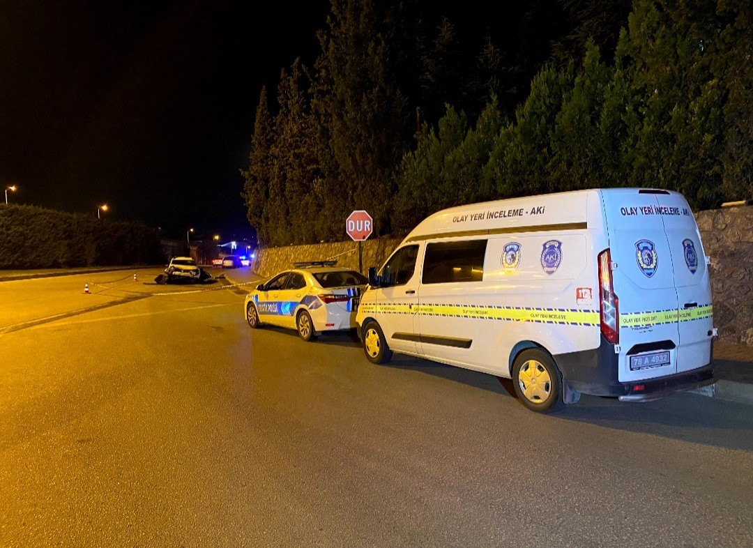 Cip, sulama yapan vidanjöre çarptı: 1’i ağır 2 yaralı
