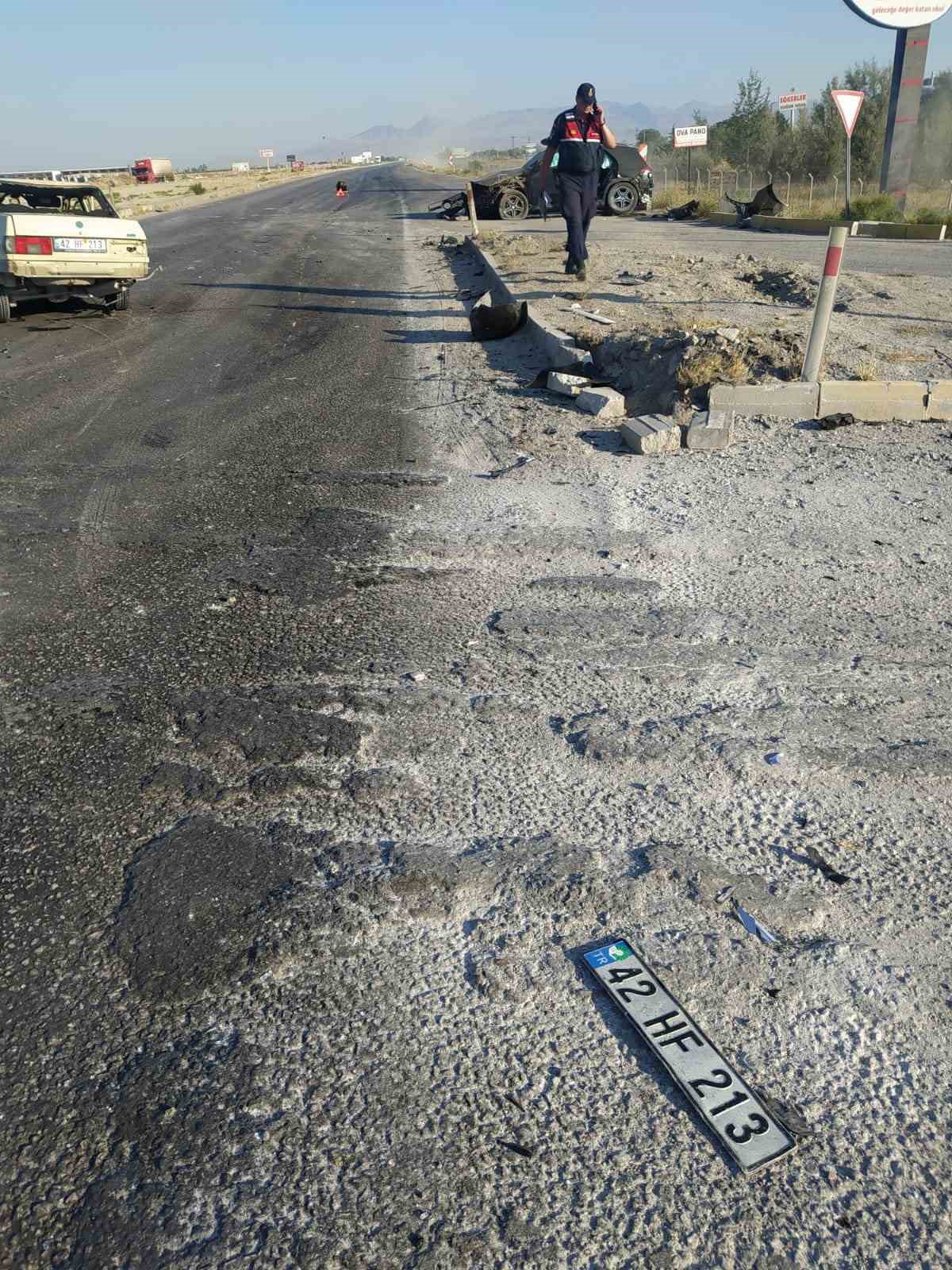 Konya’da otomobiller çarpıştı: 3 yaralı
