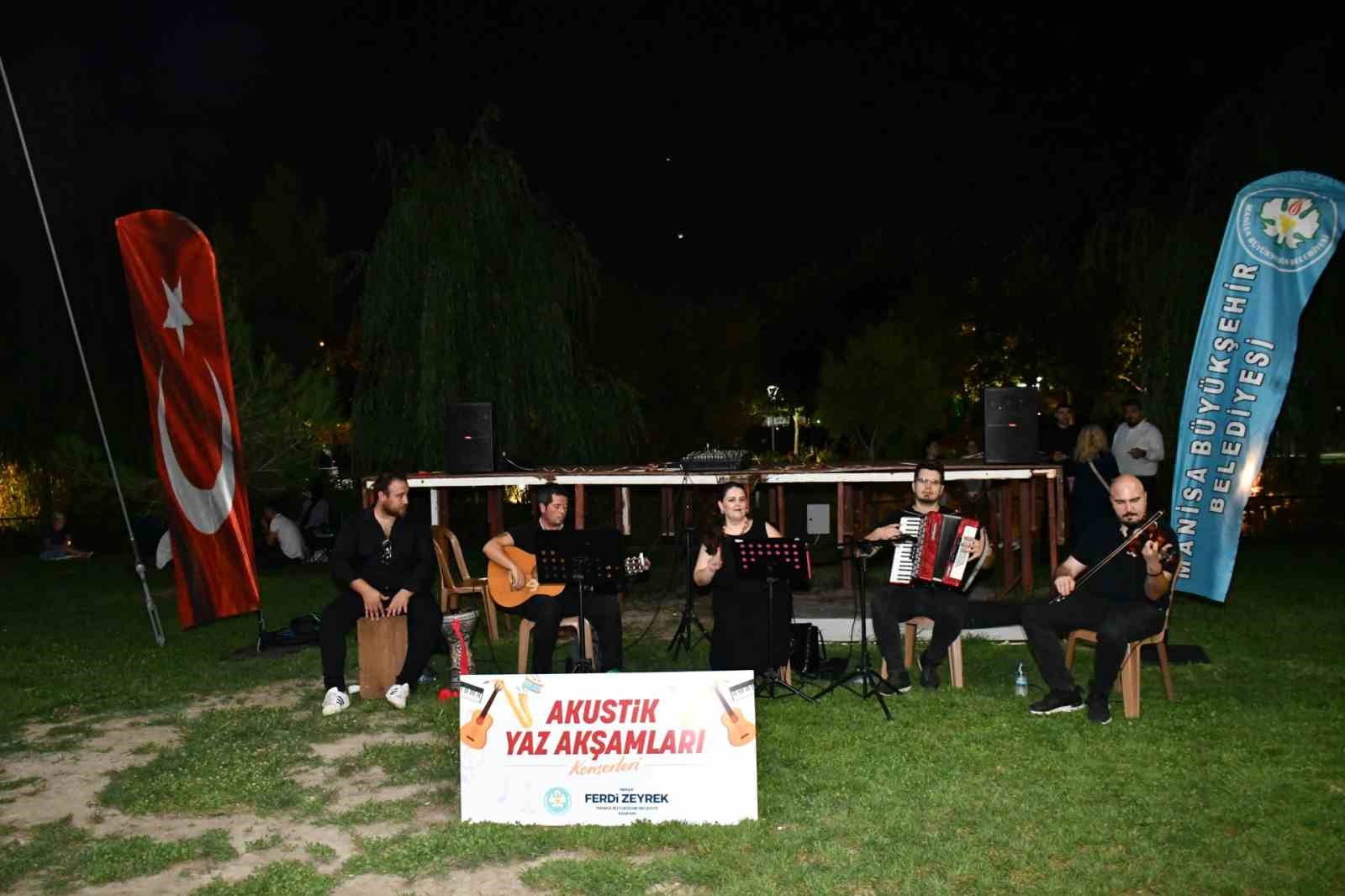 Manisa’da ‘Akustik Yaz Akşamları’ başladı
