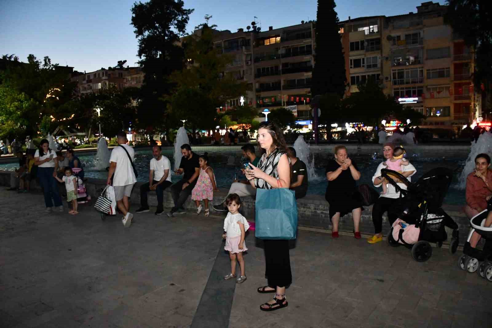 Manisa’da ‘Akustik Yaz Akşamları’ başladı
