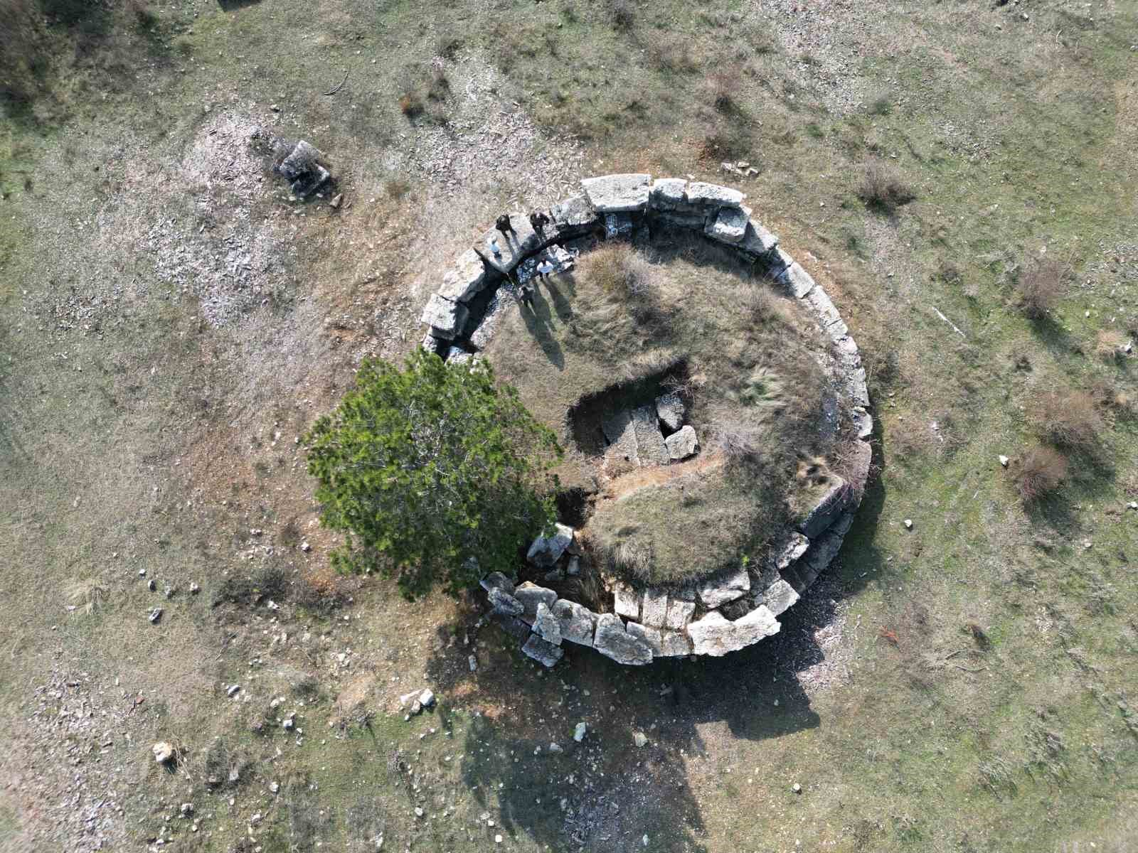 Tarihi, doğal güzelliği ile büyüleyen yayla ve gölet; tabiat parkı olmaya aday
