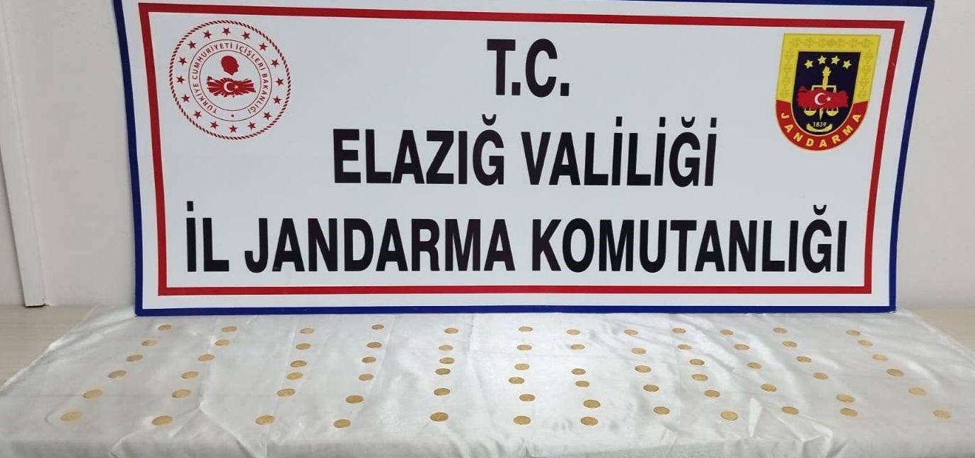 Elazığ’da altın ve tarihi eser niteliği taşıdığı değerlendirilen 70  adet sikke ele geçirildi
