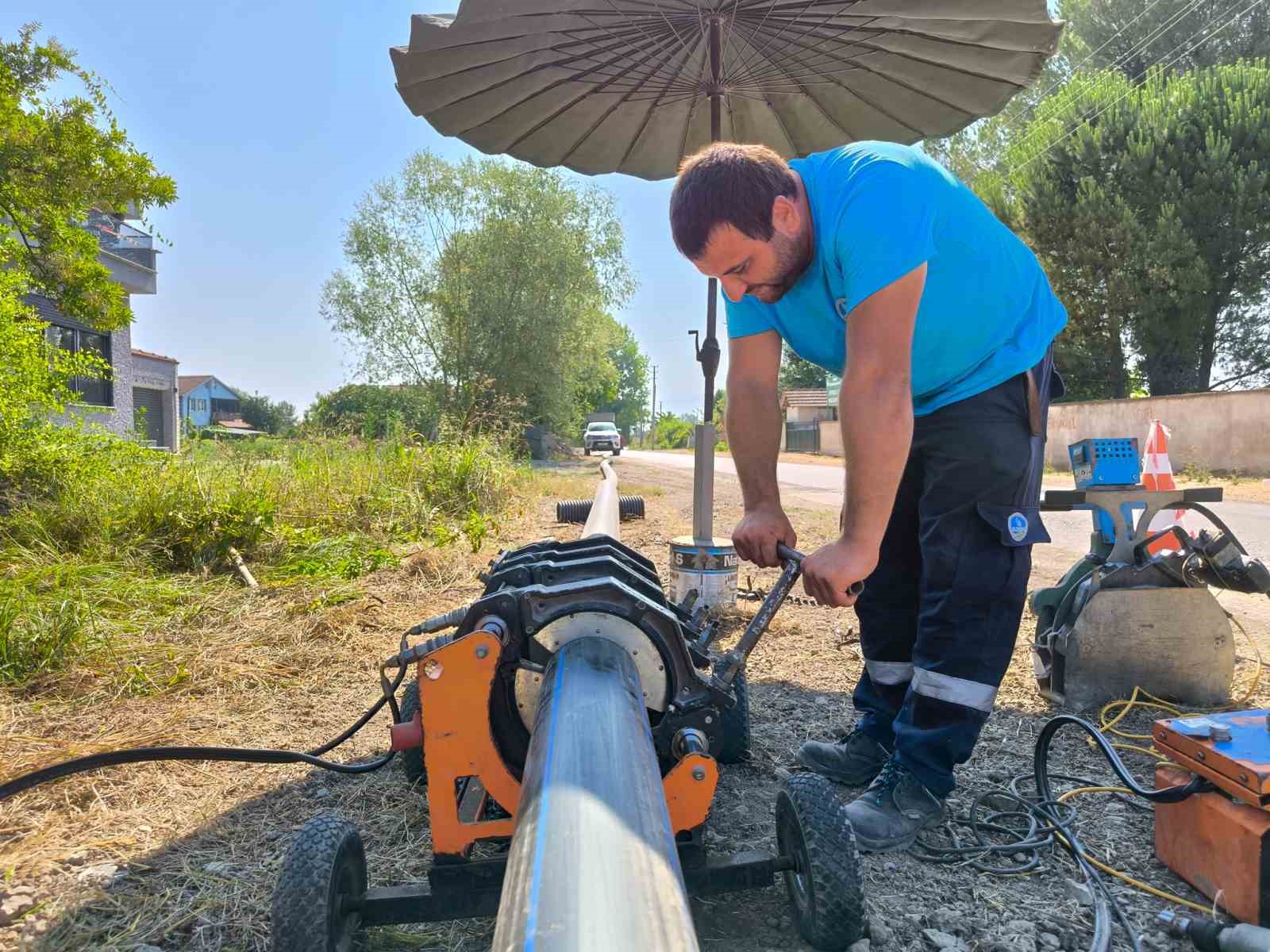 Erenler’de 2 mahalle daha Büyükşehir’in altyapı hizmetleriyle buluşuyor
