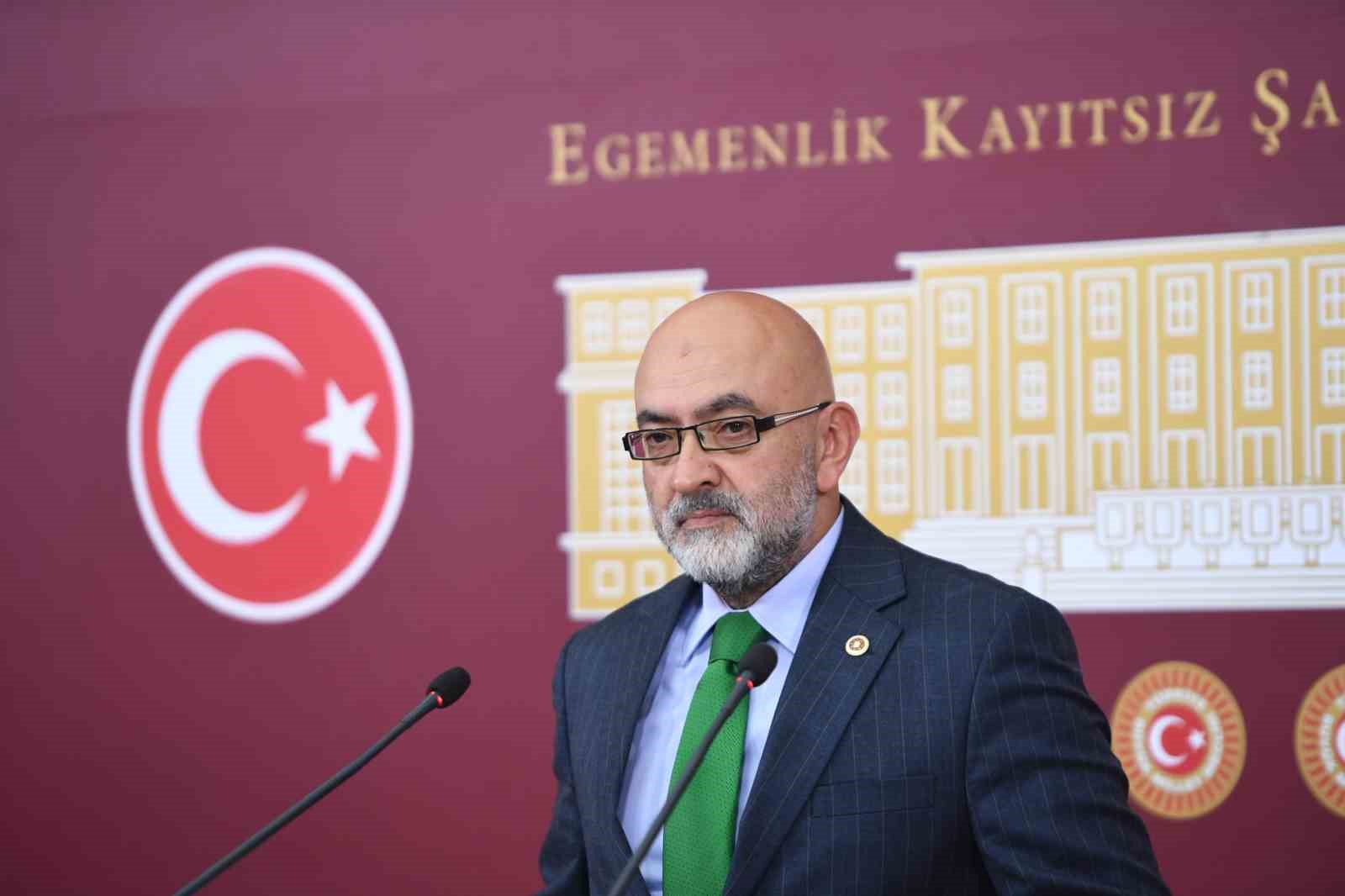 AK Partili Cıngı: “Atılan adımlarla mesleki eğitimin kalitesinin artacağına ve işçisizlik meselesinin de çözüme kavuşacağına inanıyorum”
