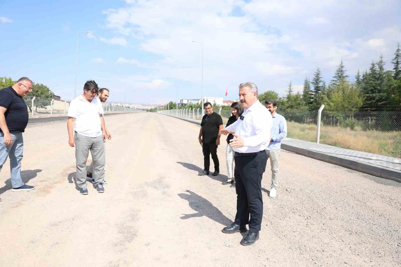 Melikgazi’den şehrin trafik yükünü alacak yeni yol
