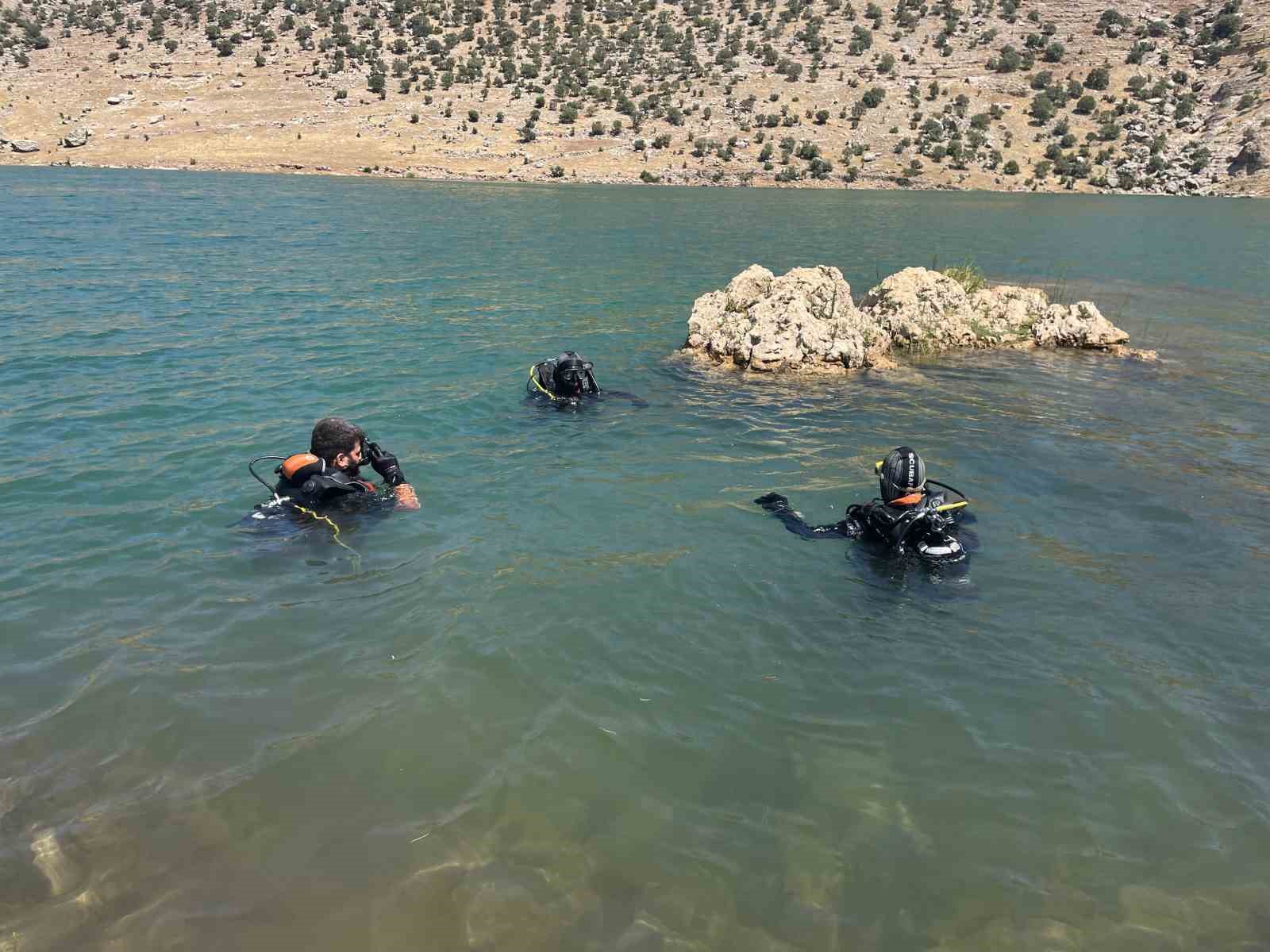 İtfaiyeden su altı arama kurtarma eğitimi
