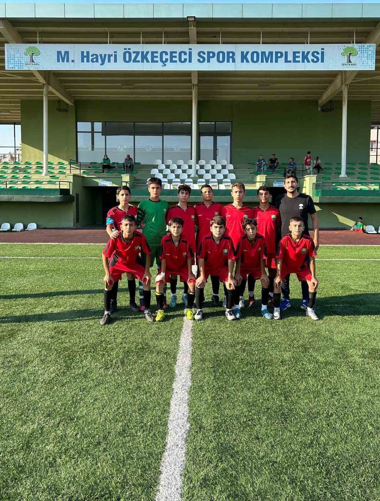 Şehitkamil U13 Futbol Takımı “namağlup şampiyon”
