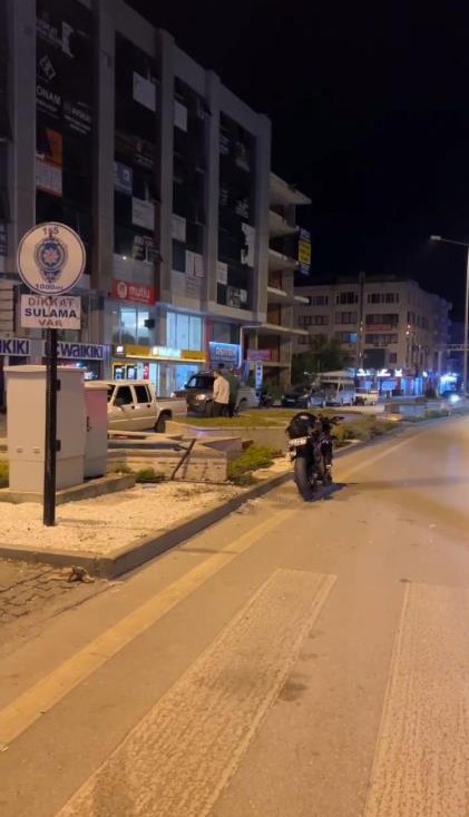 Burdur’da mazgaldan kaçmak isteyen motosikletli arkasında gelen motosikletle çarpıştı: 2 yaralı
