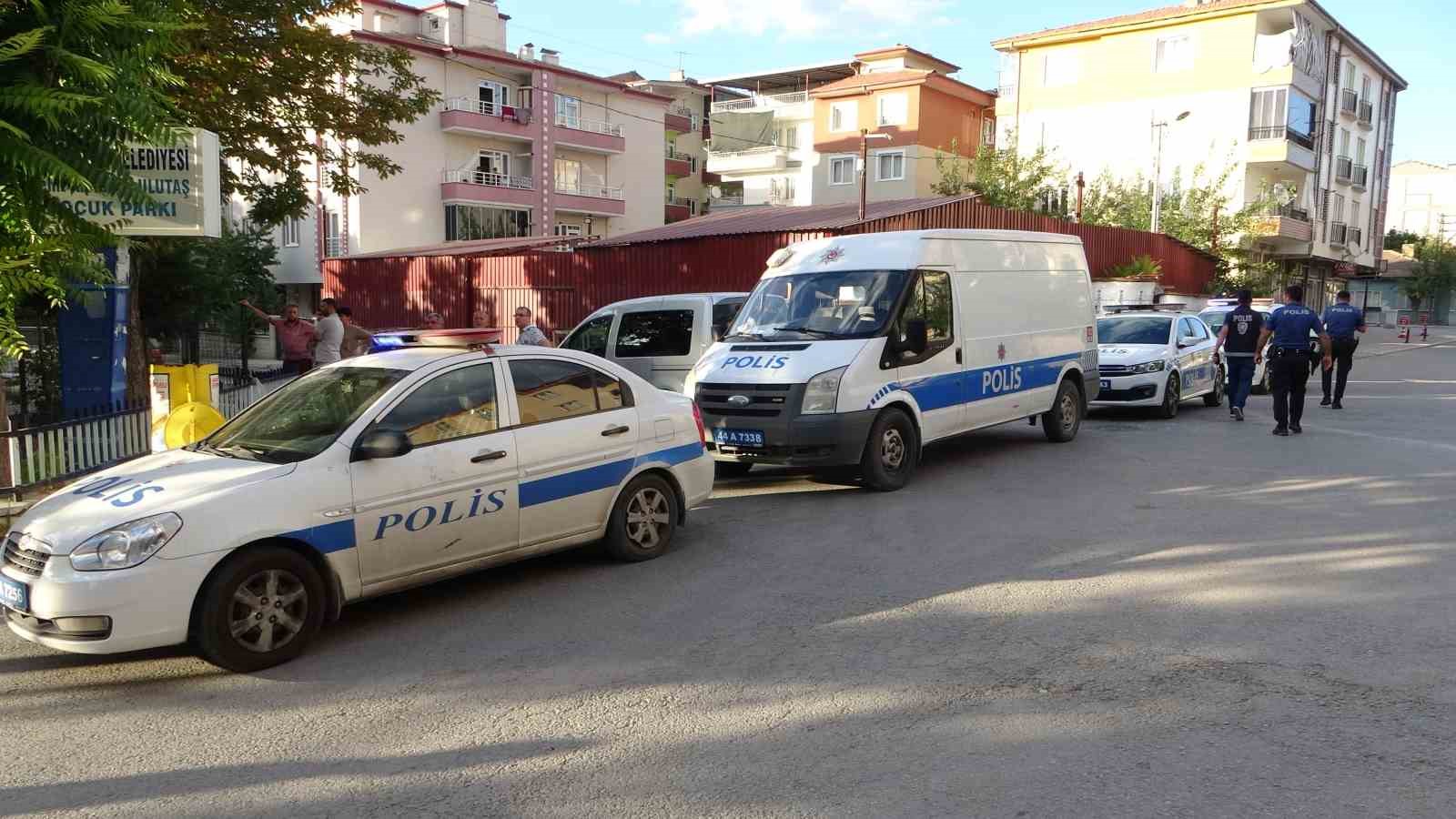 Malatya’nın iki grup arasında bıçaklı kavga: 3 yaralı
