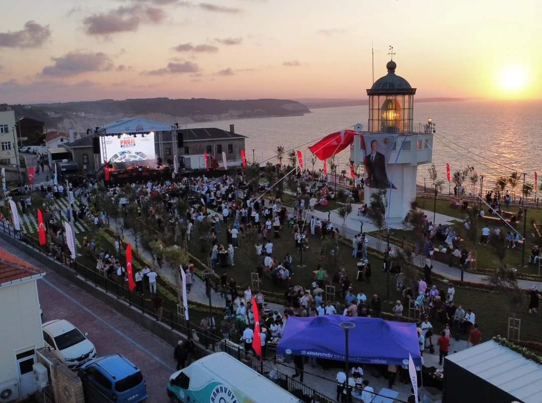 Arnavutköy’de 100 günlük hizmet döneminde tamamlanan projelerin lansmanı yapıldı
