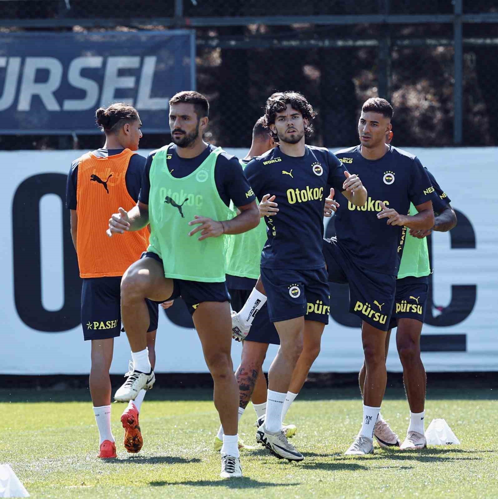 Fenerbahçe, Lugano maçı hazırlıklarına devam etti
