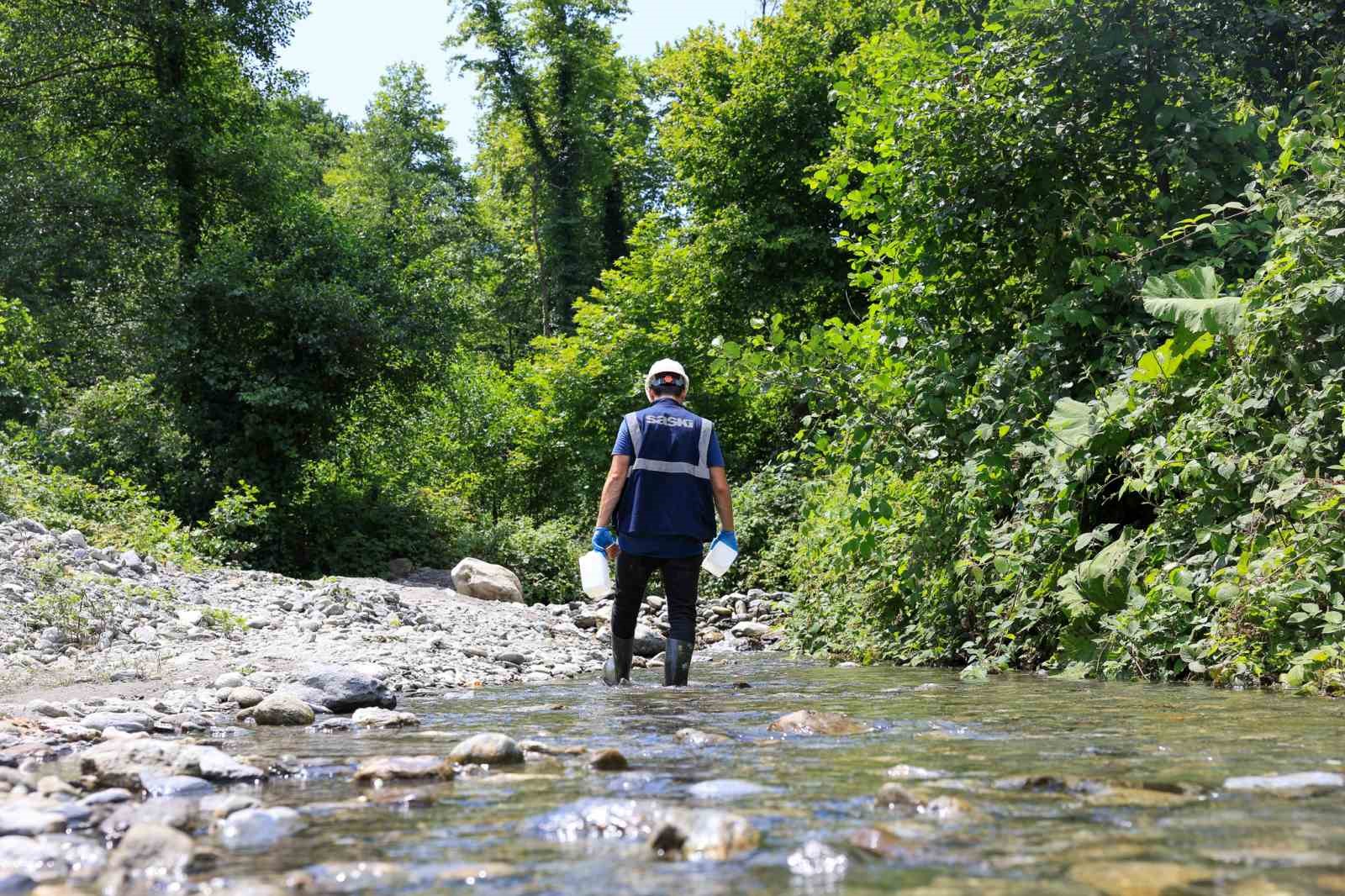 Suyun kalitesi her gün alınan numuneler ile sıkı şekilde takip ediliyor
