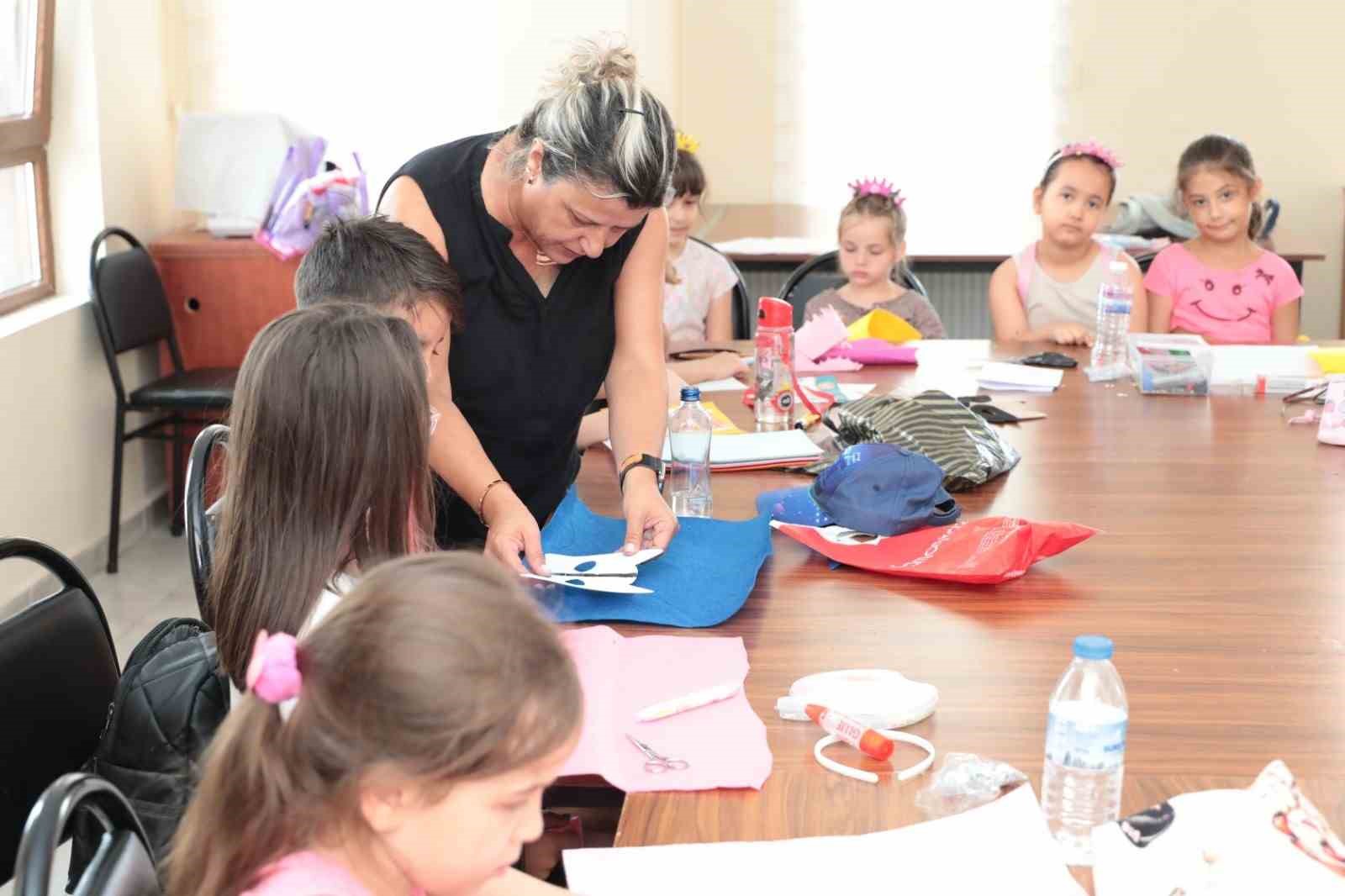 Odunpazarı’nda ’Yaz Atölyeleri’ ile çocuklar hem eğleniyor hem de öğreniyor
