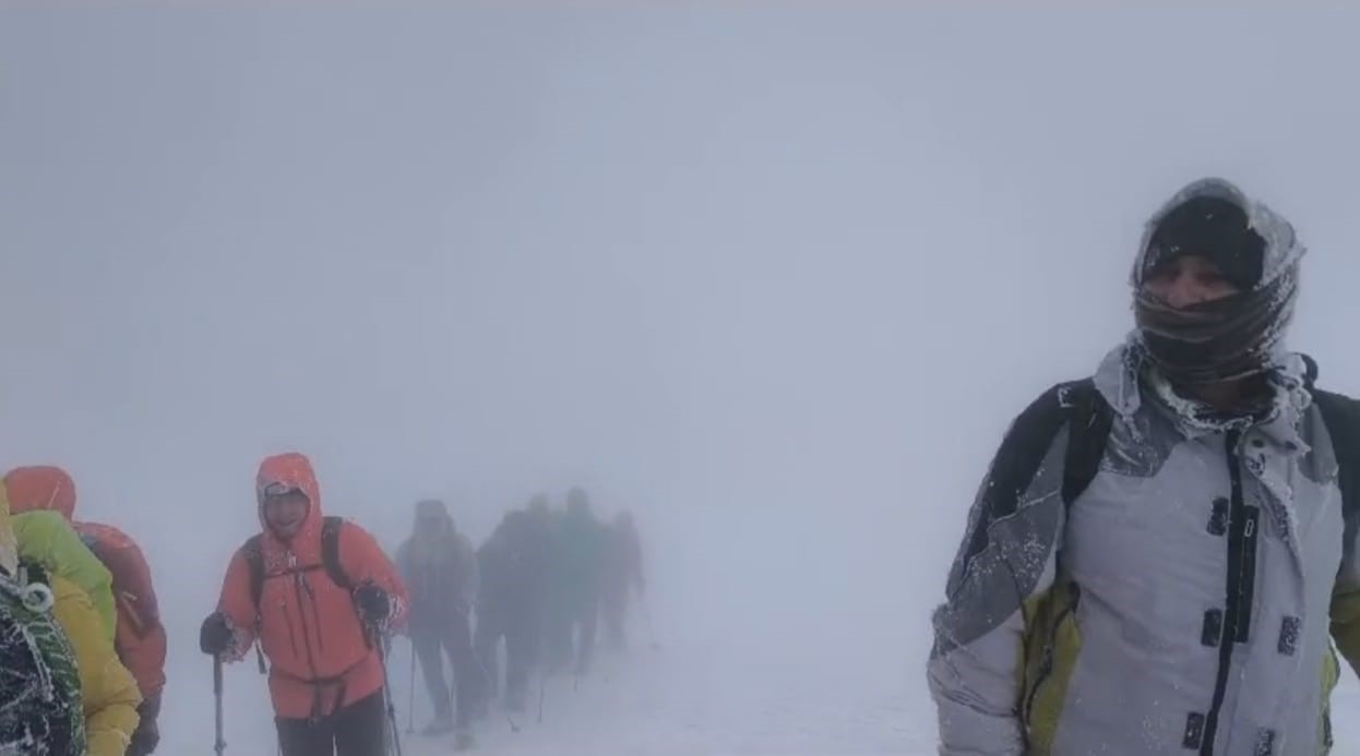 Ağrı Dağı’nda kaybolan 2 dağcıyı arama kurtarma çalışmaları devam ediyor
