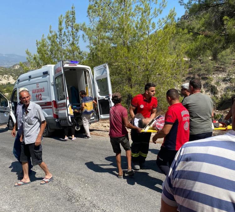 Mersin’de tarım işçilerini taşıyan minibüs devrildi: 7 yaralı
