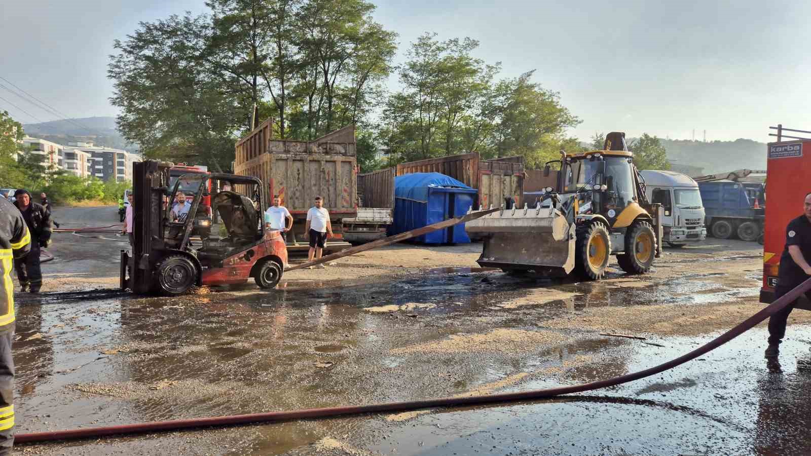 Samsun’da kereste fabrikasında yangın
