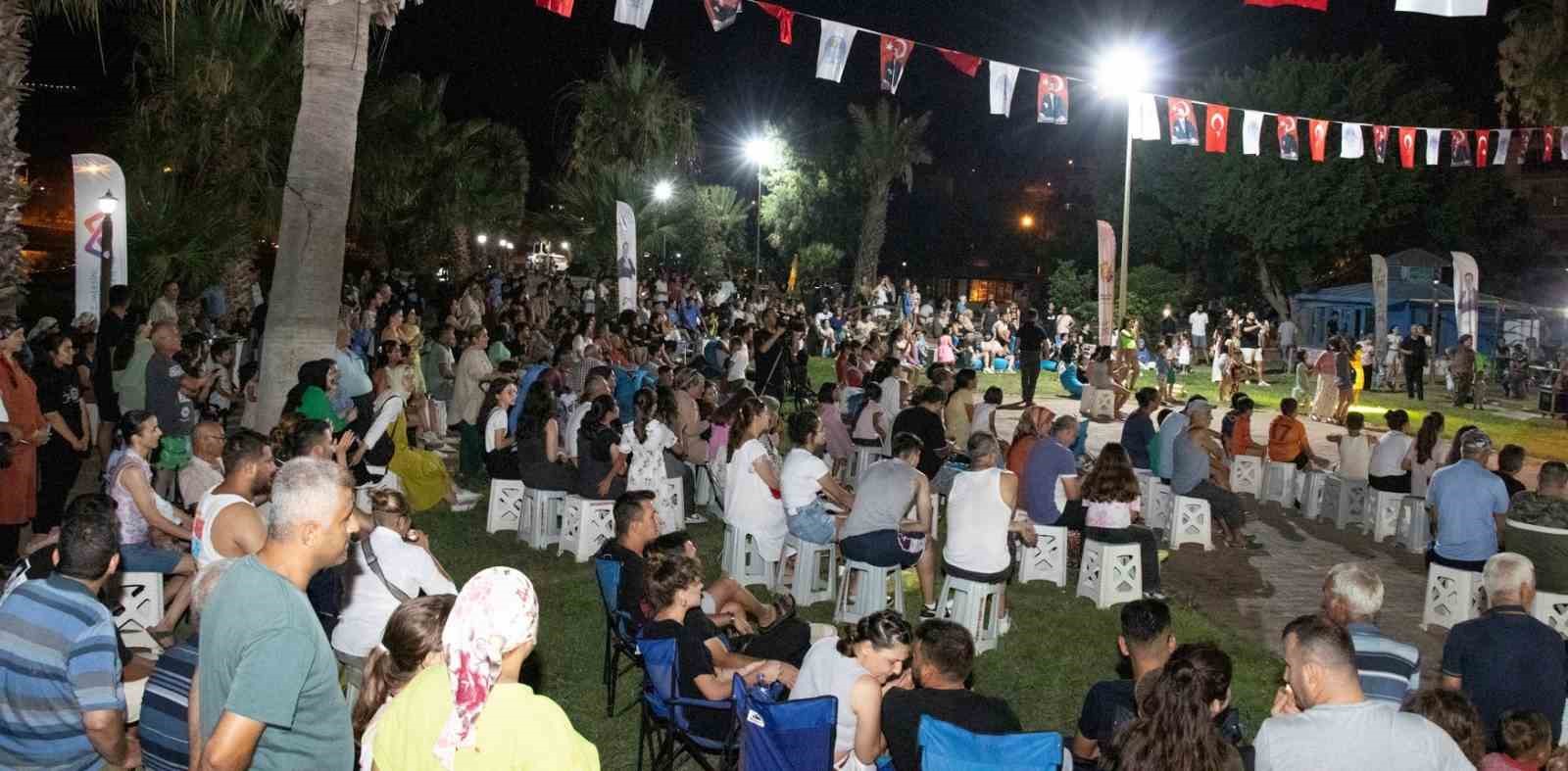 Aydıncık sahili ’Yaz Dostum’ konserleriyle renklendi
