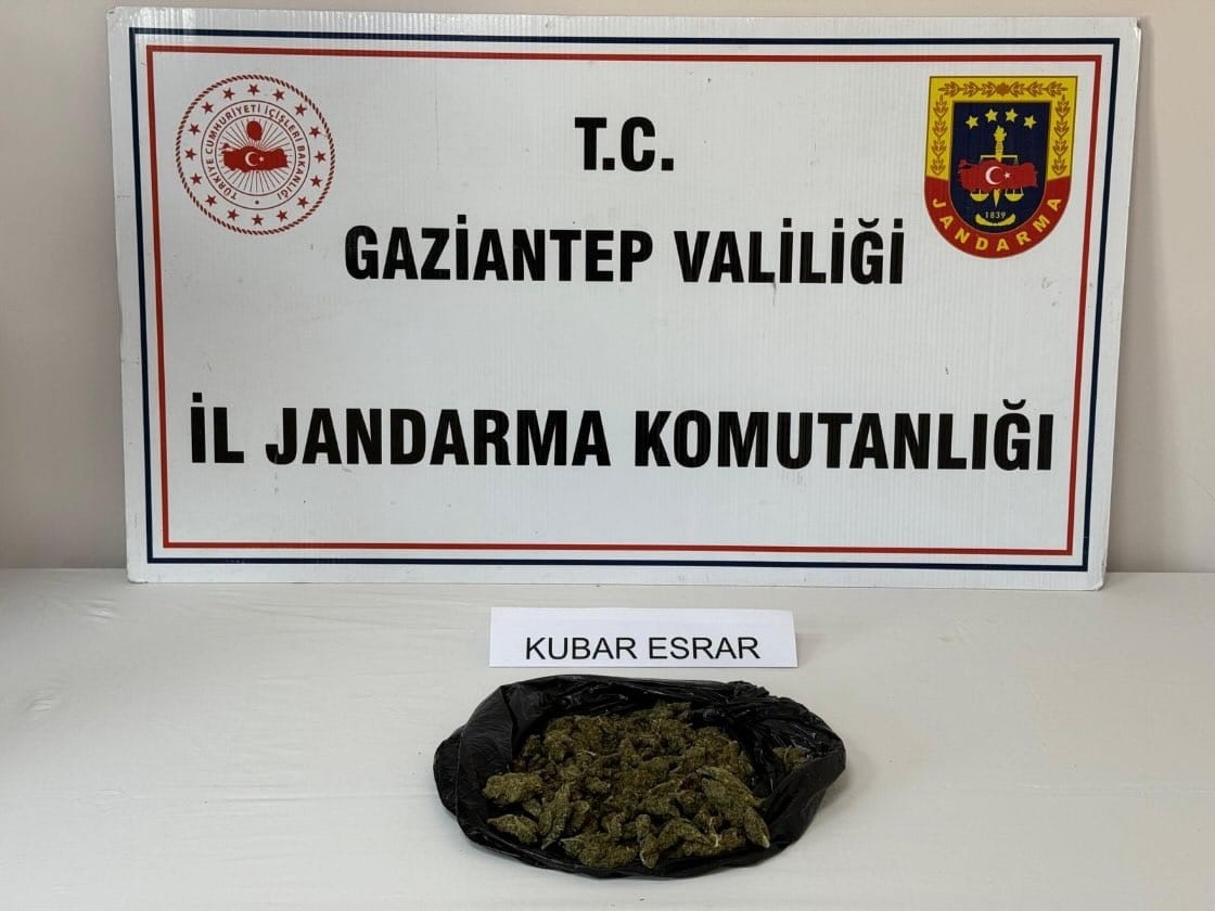 Gaziantep’te 2 ton 250 kilogram kaçak nargile tütünü ele geçirildi
