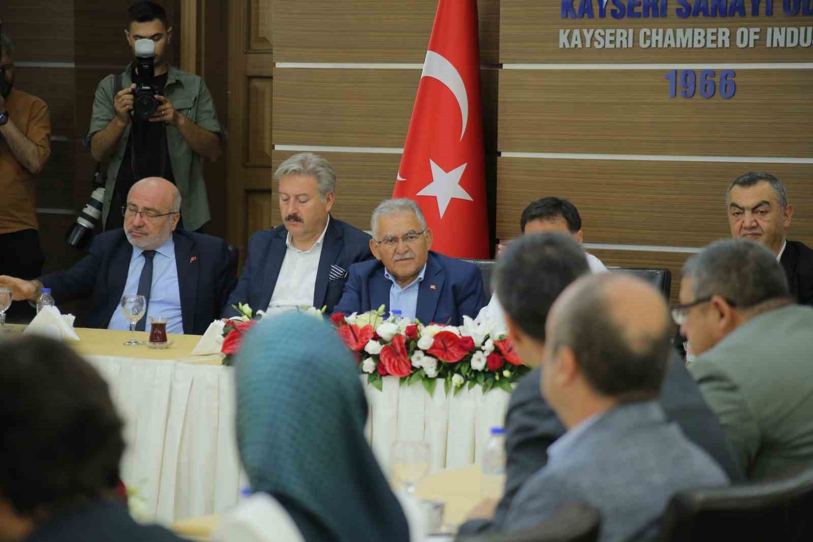 Başkan Büyükkılıç, SANTEK 2024 yılı ilk toplantısına katıldı
