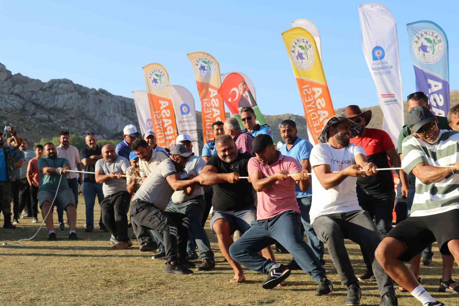 Antalya’da 1800 rakımlı Yörük göçü
