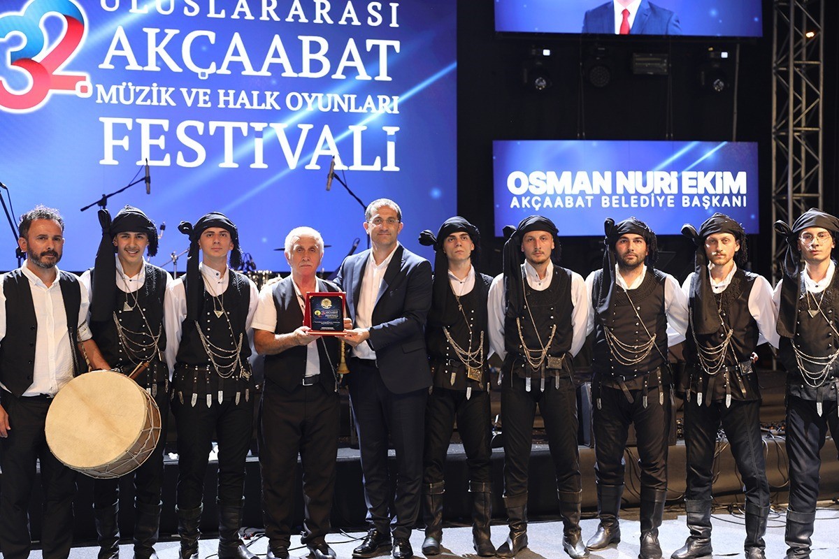 32. Uluslararası Akçaabat Müzik ve Halk Oyunları Festivali sona erdi
