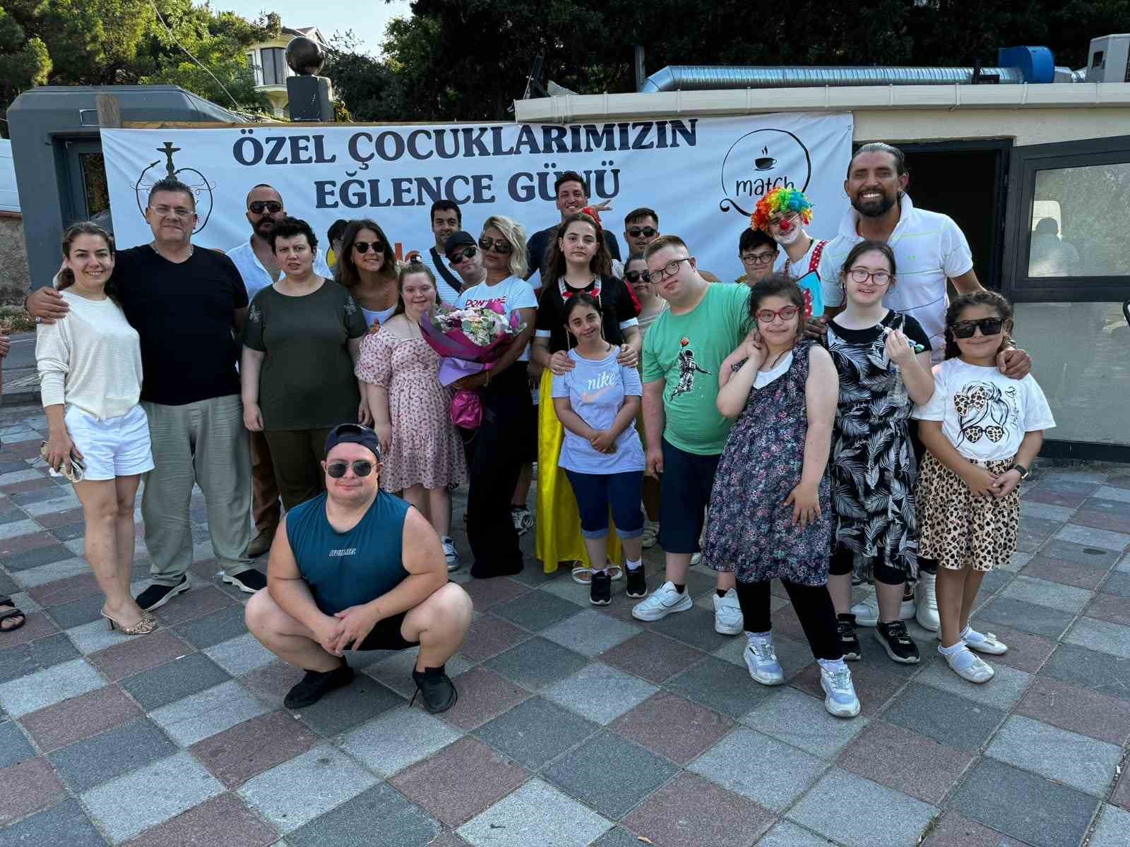 Özel çocuklar kendileri için düzenlenen etkinlikte doyasıya eğlendi
