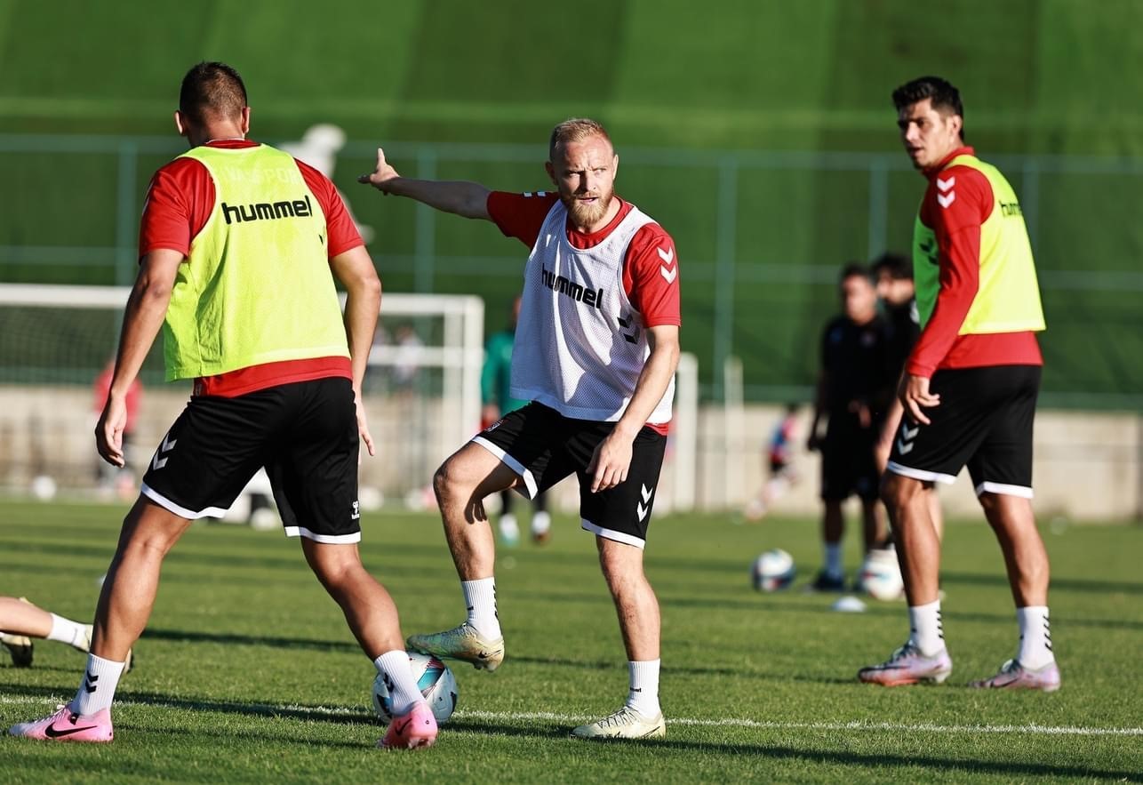 Sivasspor, yeni sezon hazırlıklarını sürdürdü
