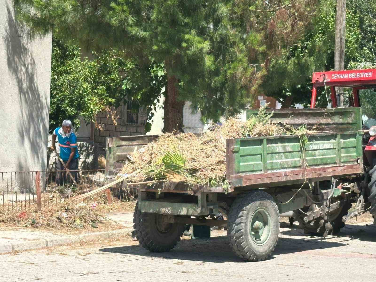 Ceyhan Belediyesi’nden Hamdilli Mahallesi’ne temizlik hamlesi
