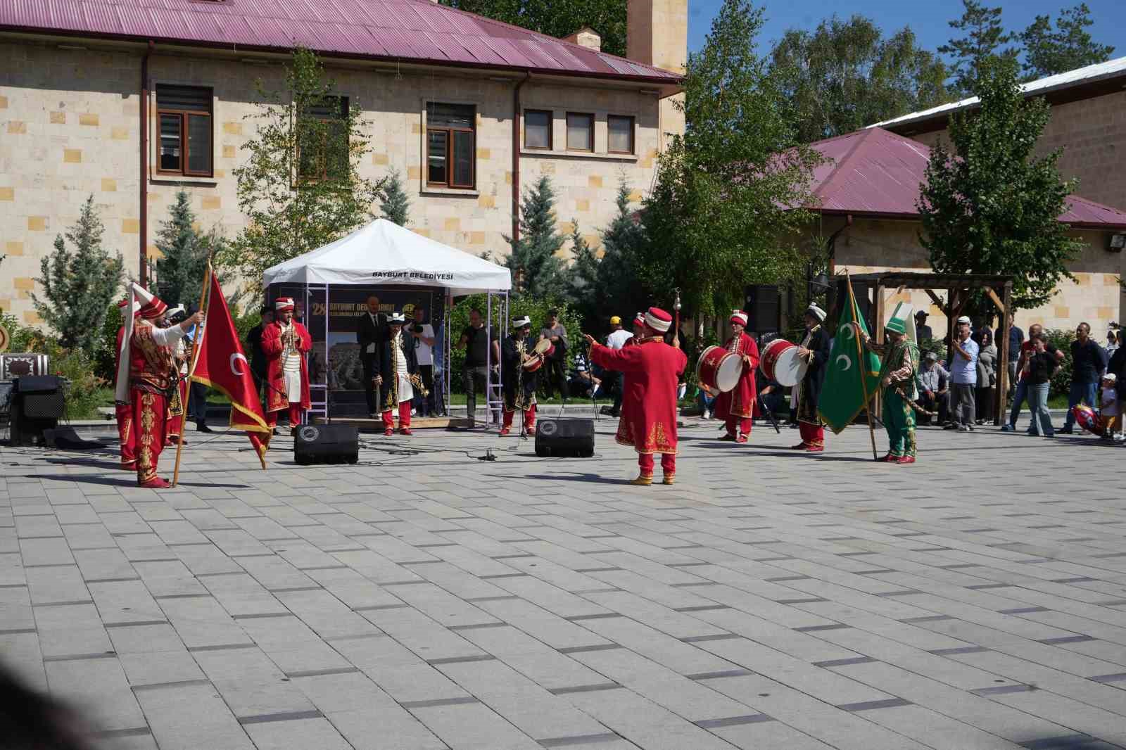 Dede Korkut 28. Uluslararası Kültür ve Sanat Şölenlerine mehteran takımı konseriyle renk kattı
