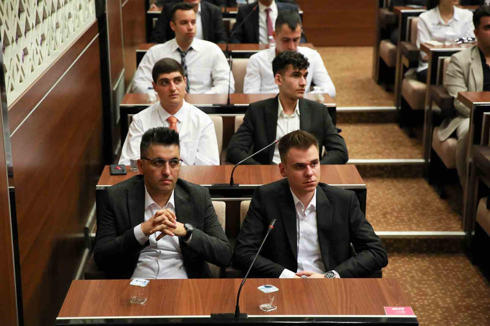 Keçiören Belediyesi uyuşturucuyla mücadele kapsamında bilgilendirme semineri düzenlendi
