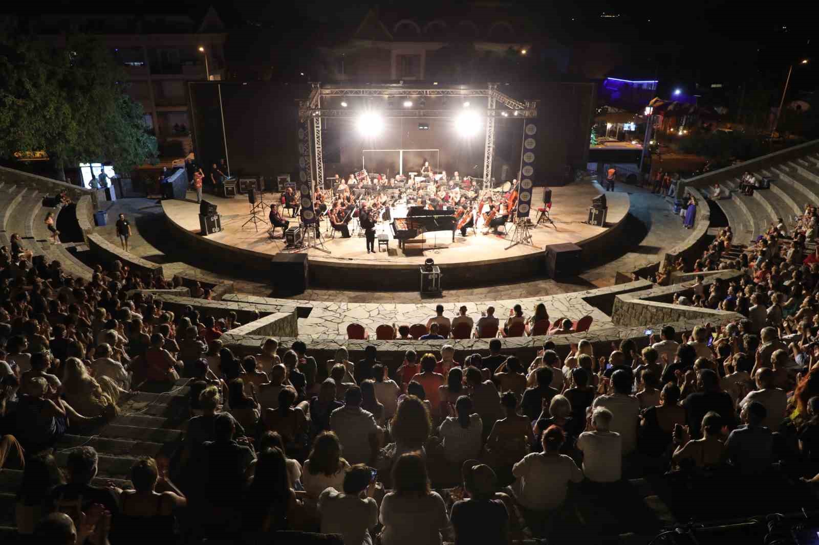 5. İdil Biret Müzik Festivali’ne sanatseverlerden yoğun ilgi
