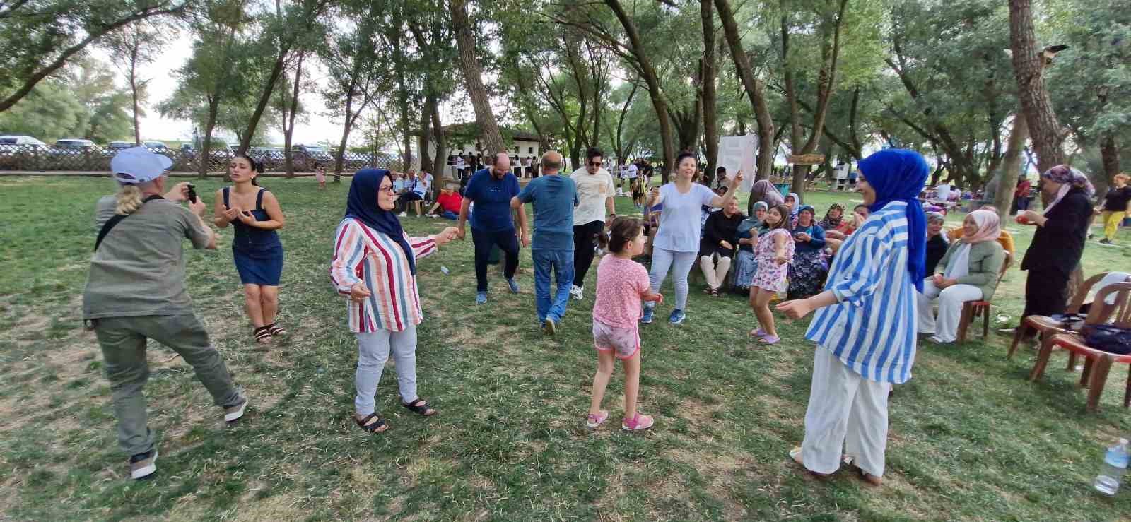 Ucarı Göledi geleneksel buluşmaya ev sahipliği yaptı
