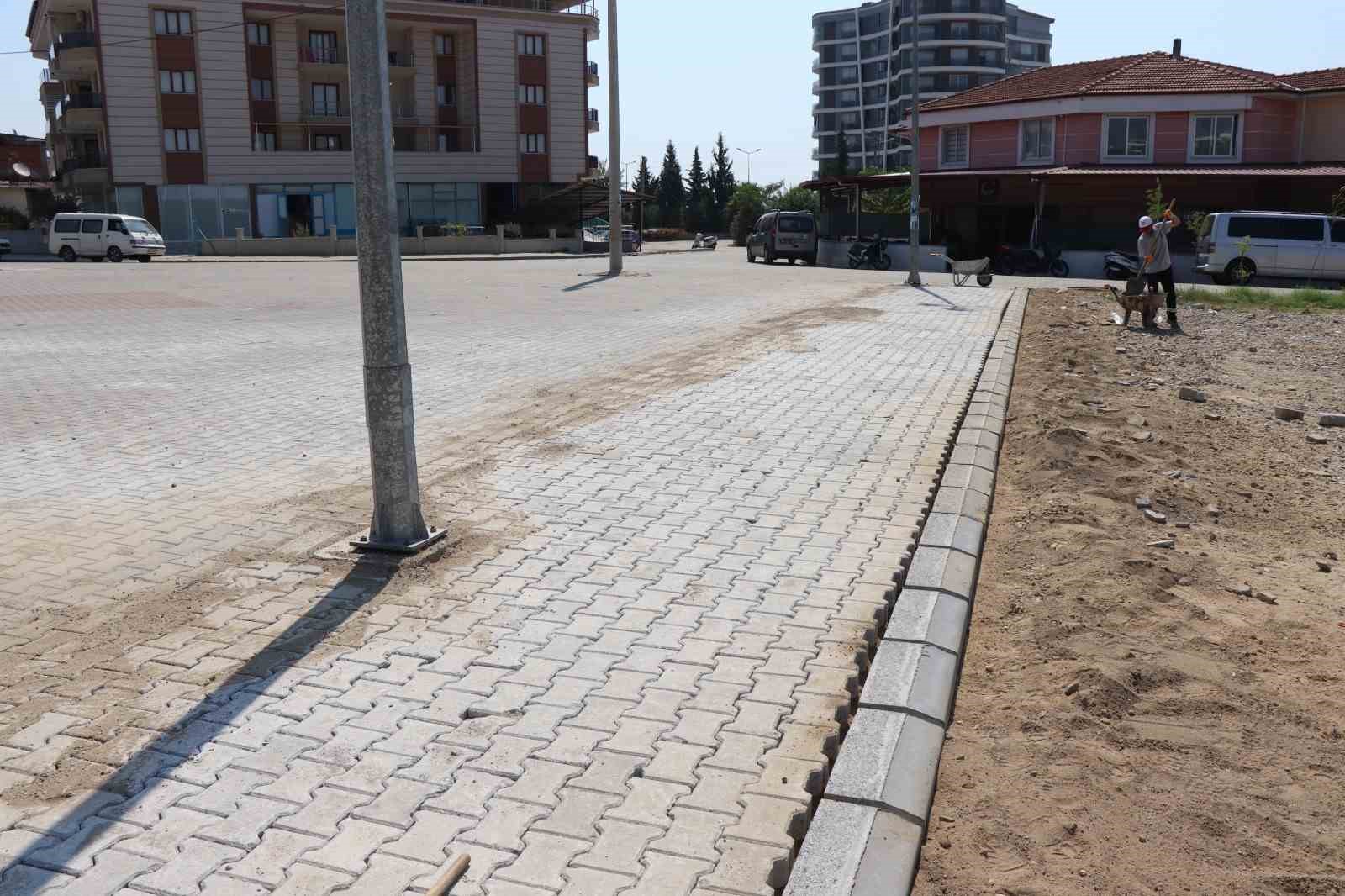 Nazilli Belediyesi Yıldıztepe Mahallesi’ndeki yol çalışmalarını tammalıyor
