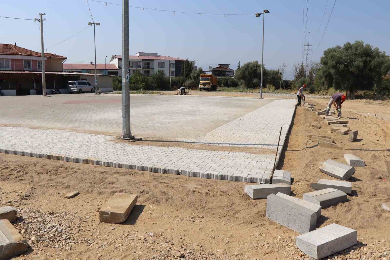 Nazilli Belediyesi Yıldıztepe Mahallesi’ndeki yol çalışmalarını tammalıyor
