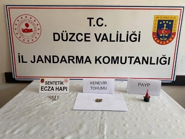 Jandarmanın uyuşturucu ile mücadelesi sürüyor
