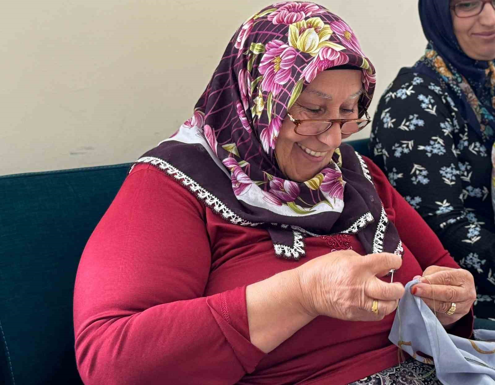 Sincan Belediyesi Huriye Teyze’yi hayaline kavuşturdu
