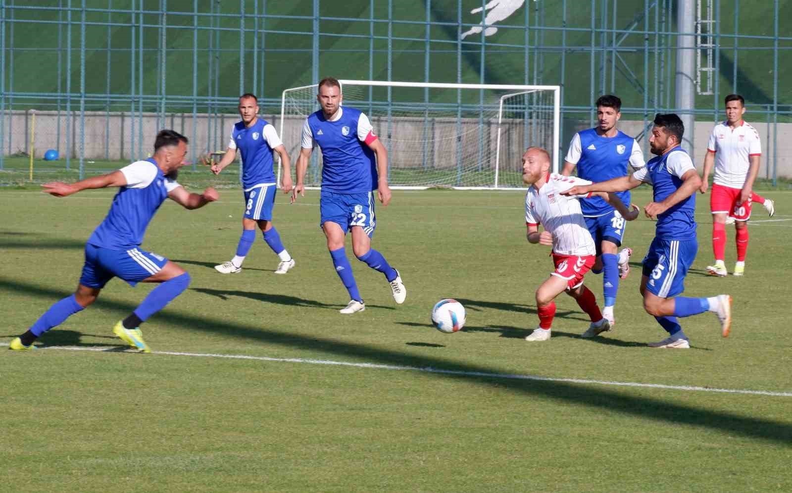 Erzurum’da özel günde özel maç
