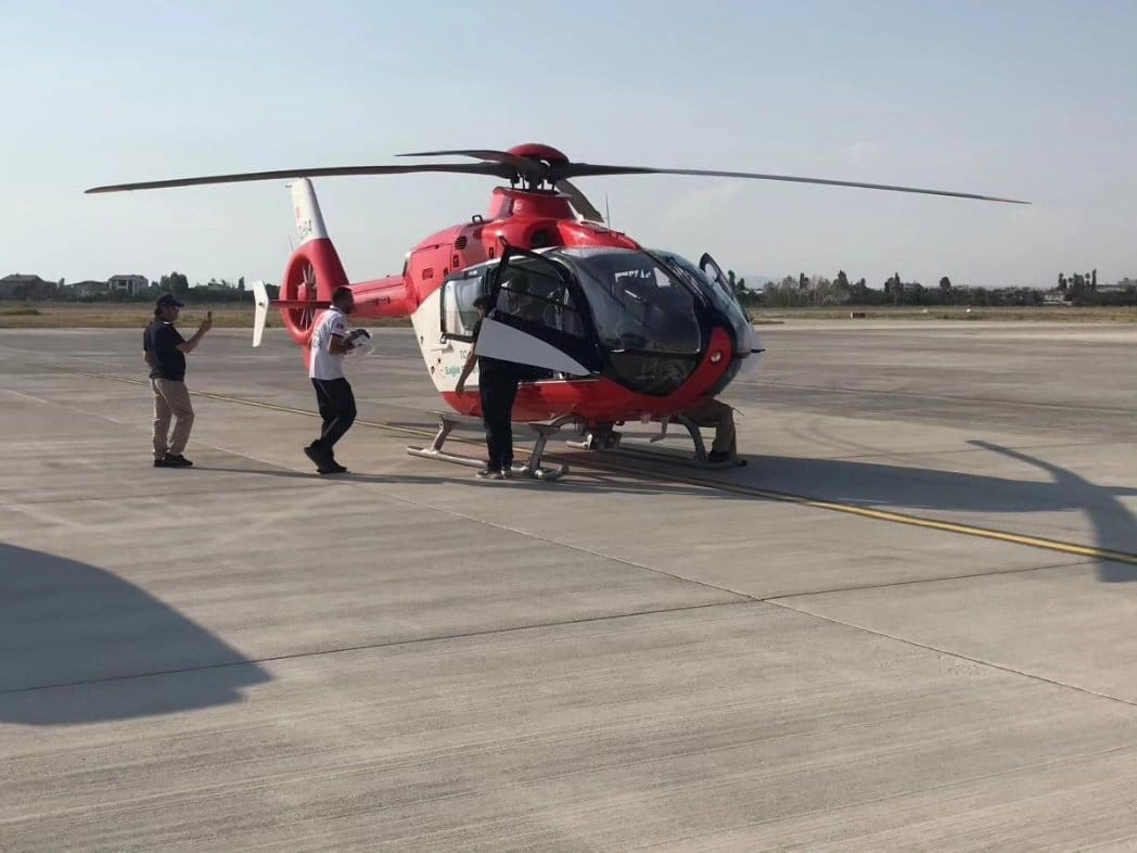 Kalp hastası bebek helikopter ambulansla Diyarbakır’a sevk edildi
