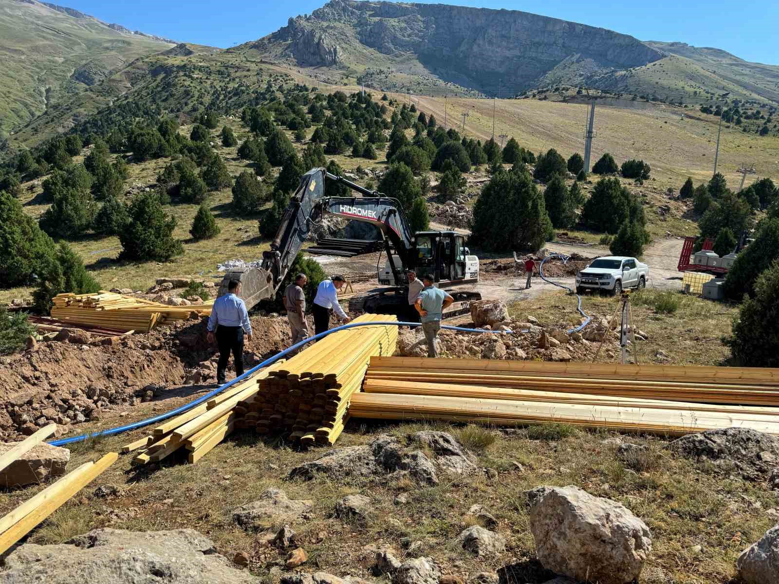 Ergan Dağı Tatil Köyü dört mevsim misafirlerin yeni adresi olacak
