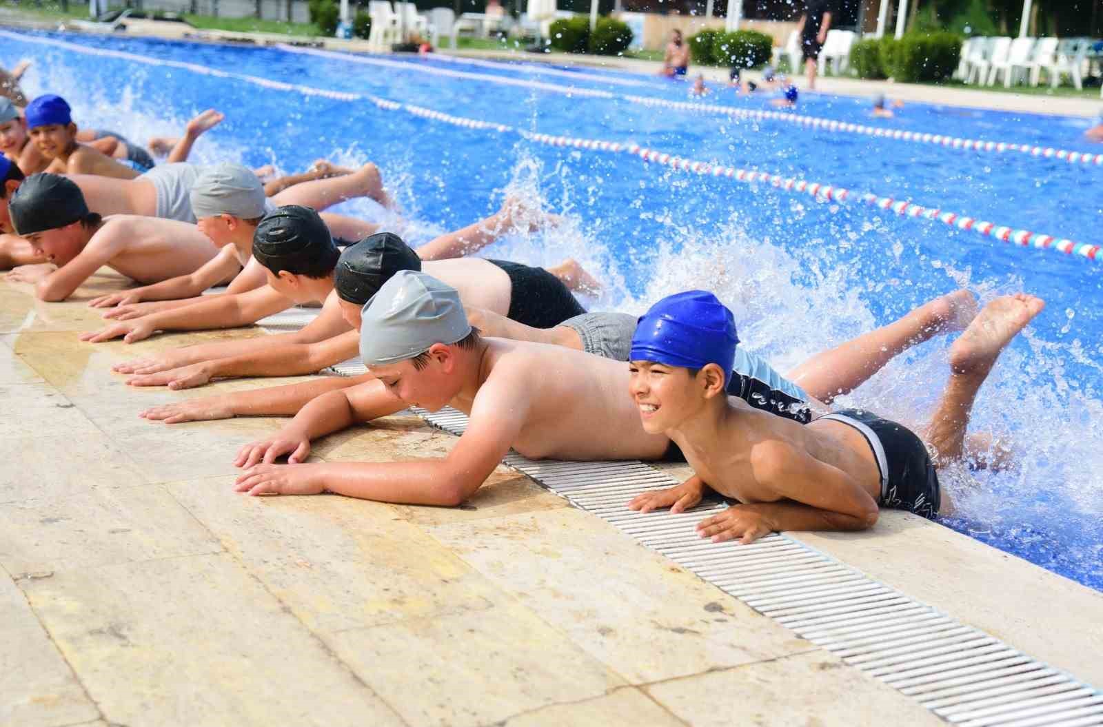 Yuntdağı’nda yüzme kursları heyecanlı başladı
