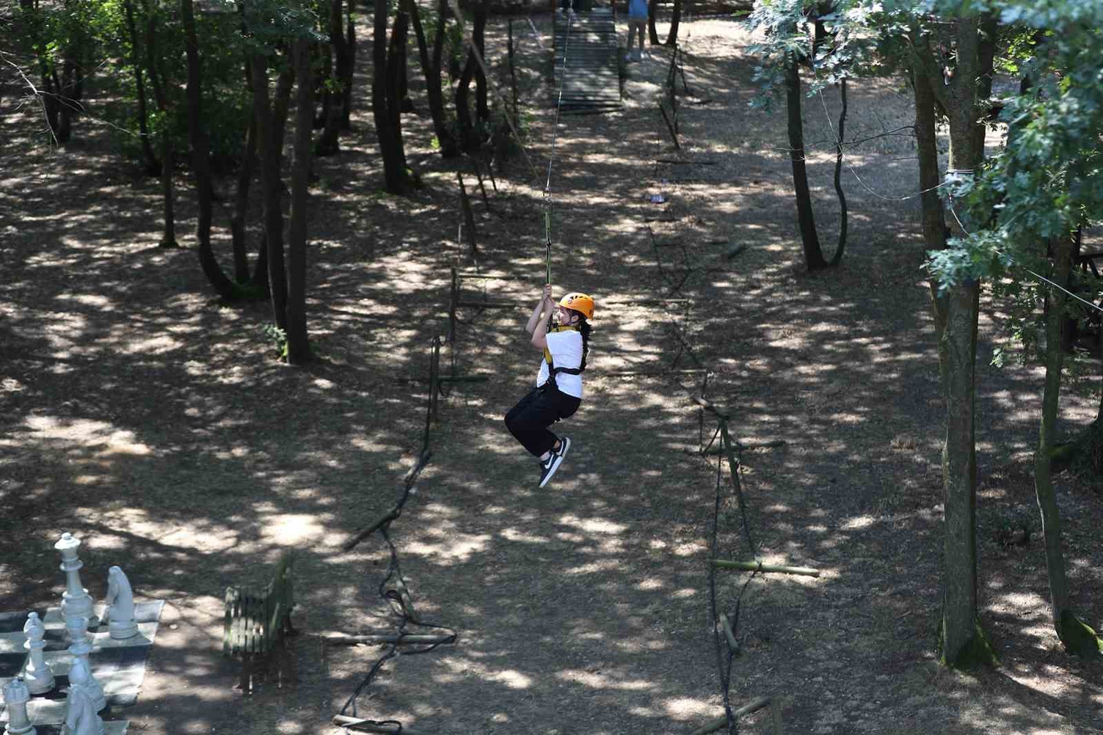 Sakarya Büyükşehir Macera Park’ta öğrencilere unutulmaz bir deneyim sunuyor
